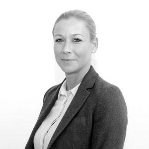 Laura Geist – Dreizehnhochzwei GmbH
